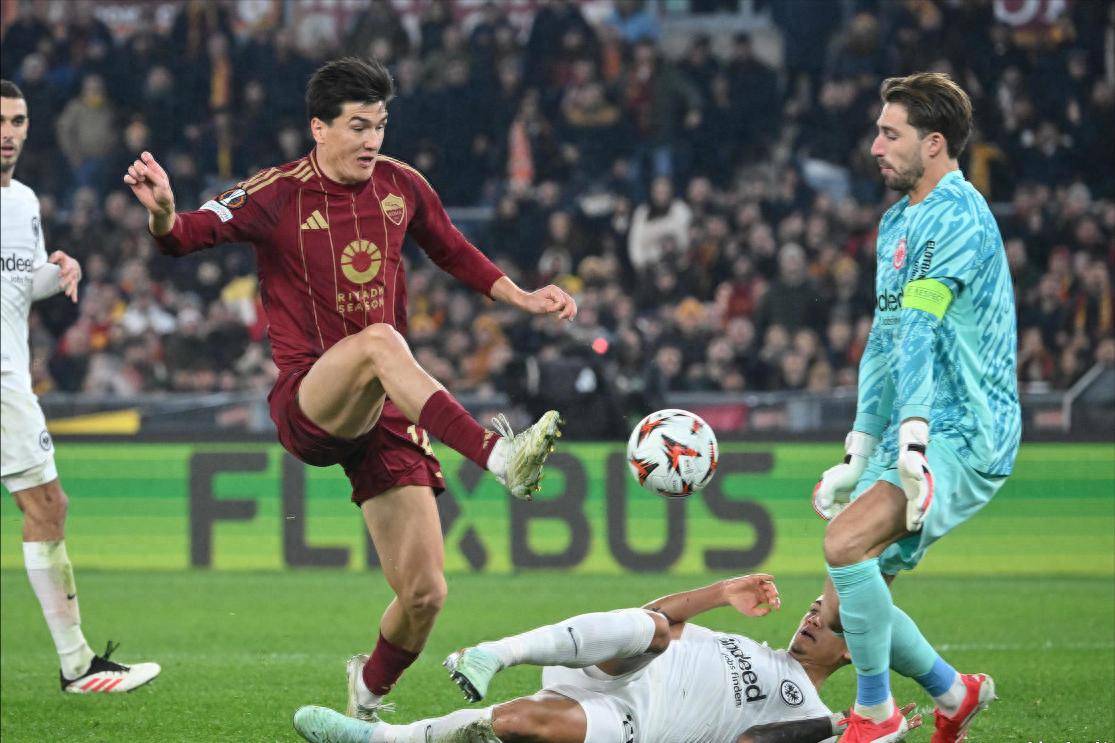 赛事投注-包含冲刺阶段突围战来临，皇家社会围绕欧冠止住颓势，底气十足，赛季目标并未改变的词条